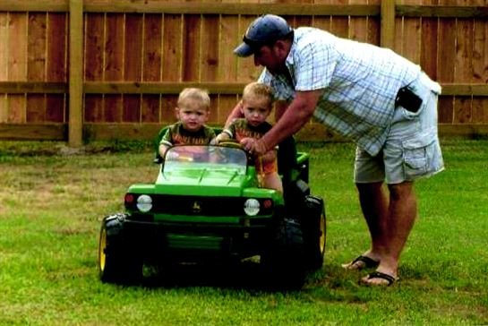 Shane Edward Tesch - Photo 11