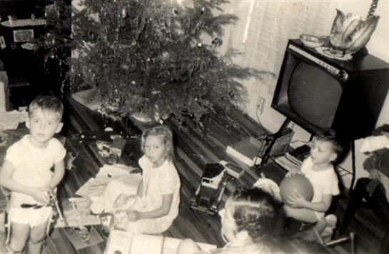 Michael Edger Weaver - Photo 28