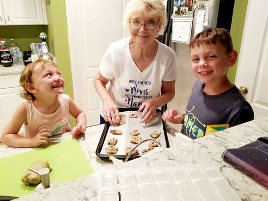 Gloria Dianne Breaux Del Barto - Photo 2