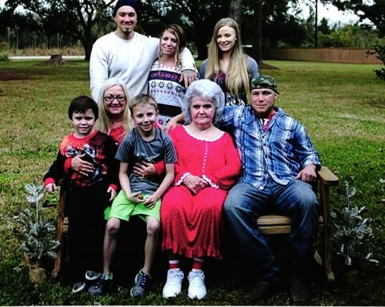 Mary Ellen Sneed - Photo 3