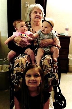 Mary Ellen Sneed - Photo 4