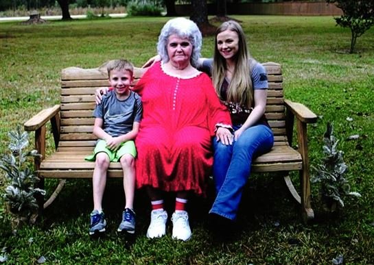 Mary Ellen Sneed - Photo 8