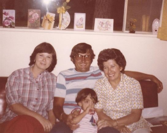 Connie Sue James - Photo 34