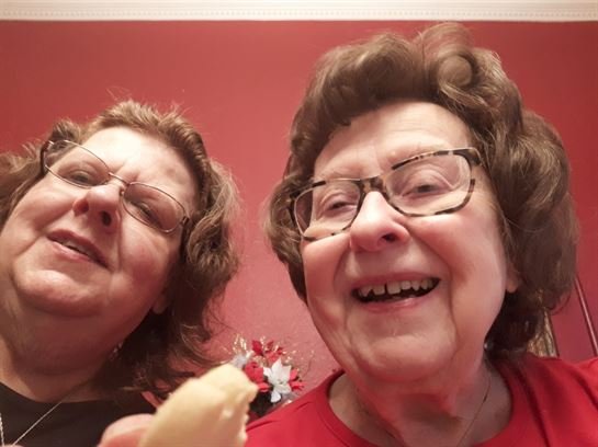 Catherine Marie Phillips - Photo 32