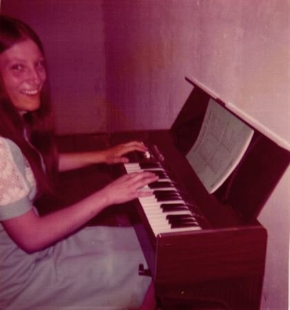 Sheila Kay Hinson - Photo 39