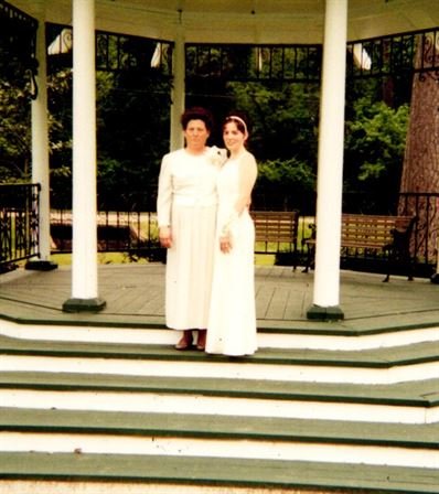 Sheila Kay Hinson - Photo 46