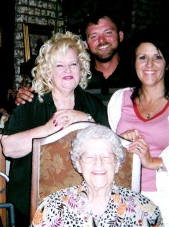 Joyce Carol Whitstine - Photo 51