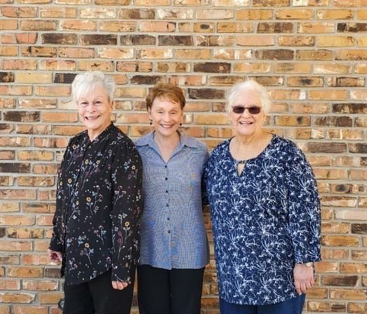 Christine Bukowsky - Photo 11