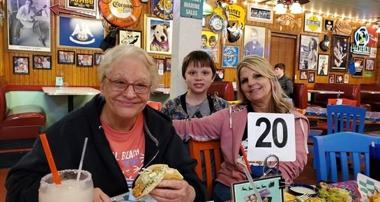 Christine Bukowsky - Photo 21