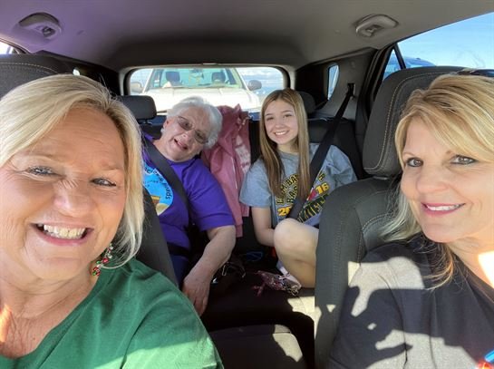 Christine Bukowsky - Photo 54