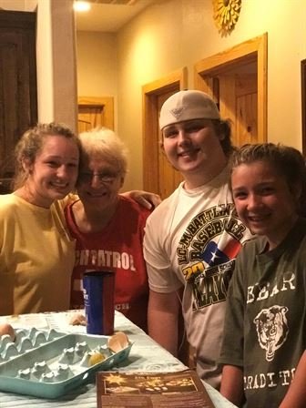 Christine Bukowsky - Photo 57