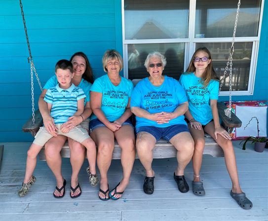 Christine Bukowsky - Photo 63