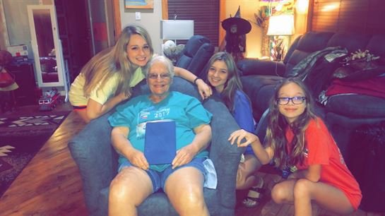 Christine Bukowsky - Photo 70