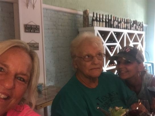 Christine Bukowsky - Photo 79