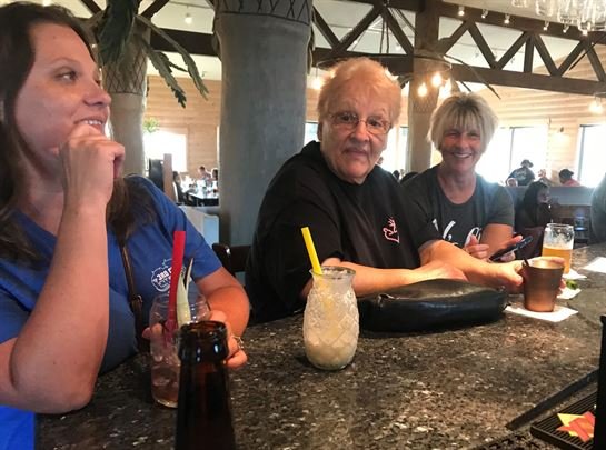 Christine Bukowsky - Photo 80