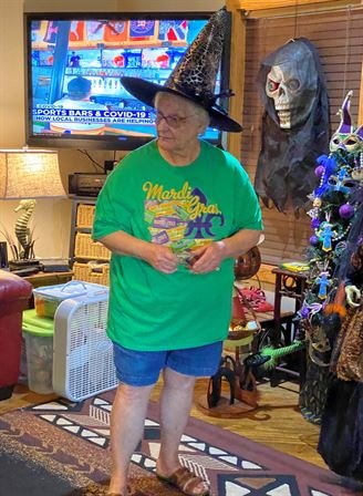 Christine Bukowsky - Photo 127