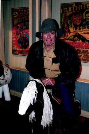 Joseph "Boo" Darrell Richard - Photo 12