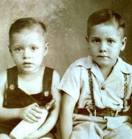 Joseph "Boo" Darrell Richard - Photo 37