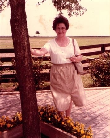 Jeneane Seruntine Burdine - Photo 9