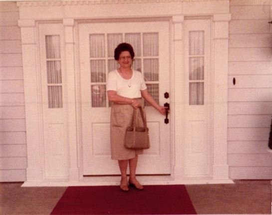 Jeneane Seruntine Burdine - Photo 72