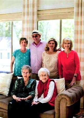 Jeneane Seruntine Burdine - Photo 89