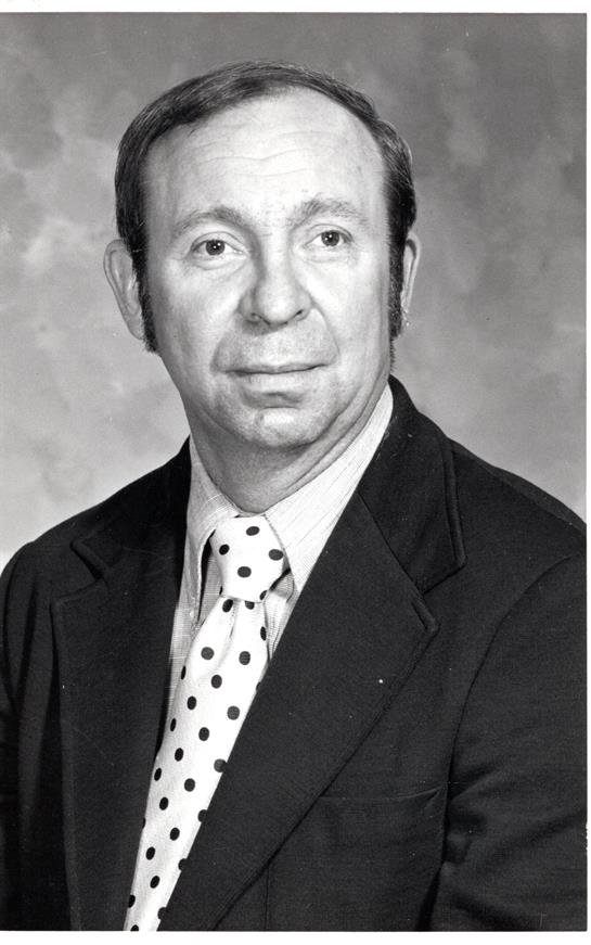 Marcus Gil Rector - Photo 81