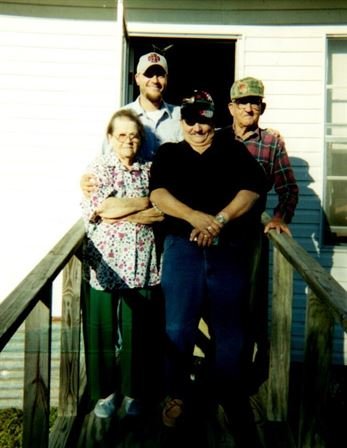 Ronald Lenn Leonard - Photo 102