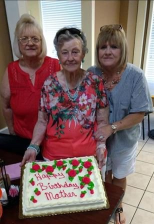 Beverly Ann Burk - Photo 22