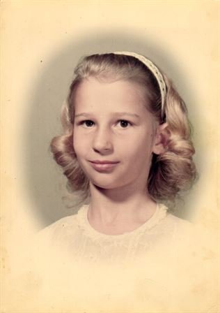 Phillis "Bit" Lonadier Delli - Photo 58