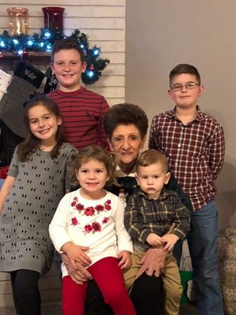 Carolyn Joyce Parker - Photo 28