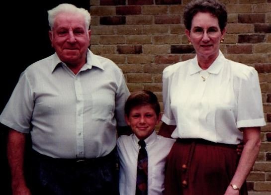 Jean Karasik - Photo 52