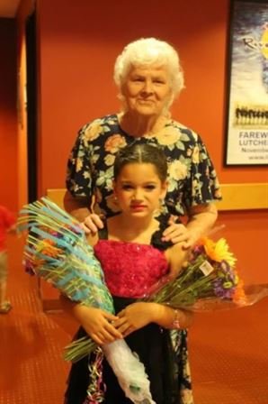 Dorothy Lousie Grappe Dans — photo 40