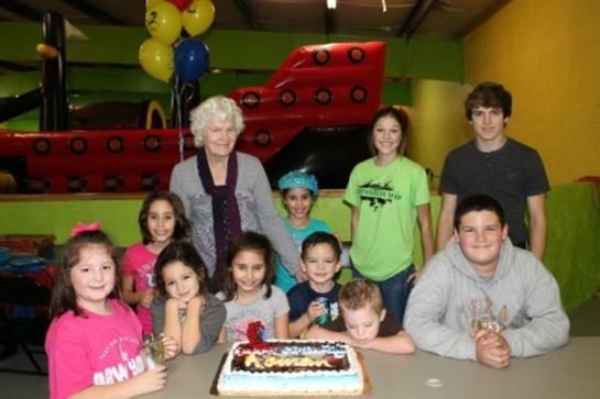 Dorothy Lousie Grappe Dans - Photo 80