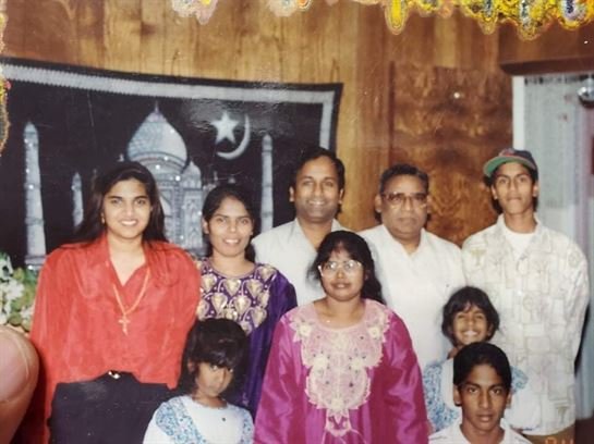 Miriam "Chithy" Singh - Photo 3