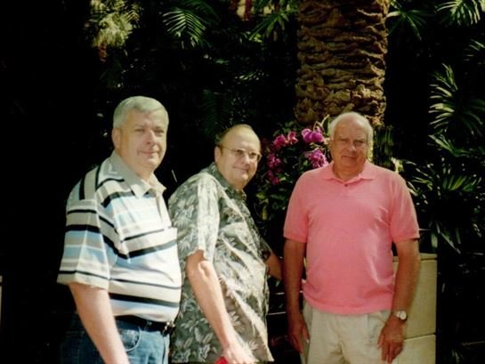 Hugh Dean Ray - Photo 5