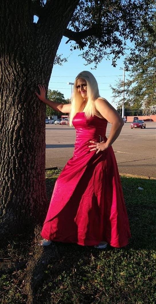 Debbie Marie Hughes - Photo 12