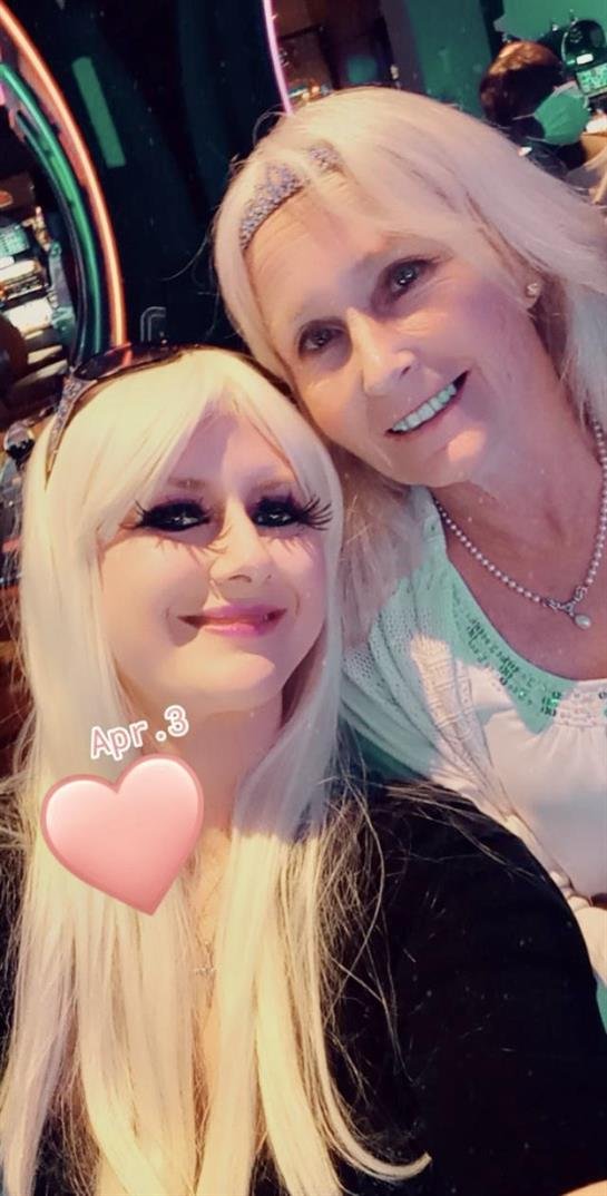 Debbie Marie Hughes - Photo 33