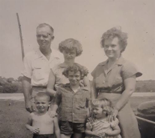 Homer Bennett "Ben" Thomas Jr. - Photo 31