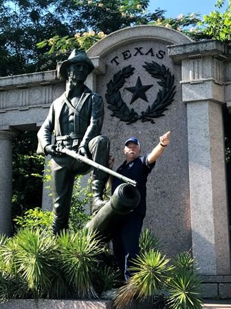 Homer Bennett "Ben" Thomas Jr. - Photo 71