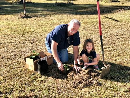 Homer Bennett "Ben" Thomas Jr. - Photo 82
