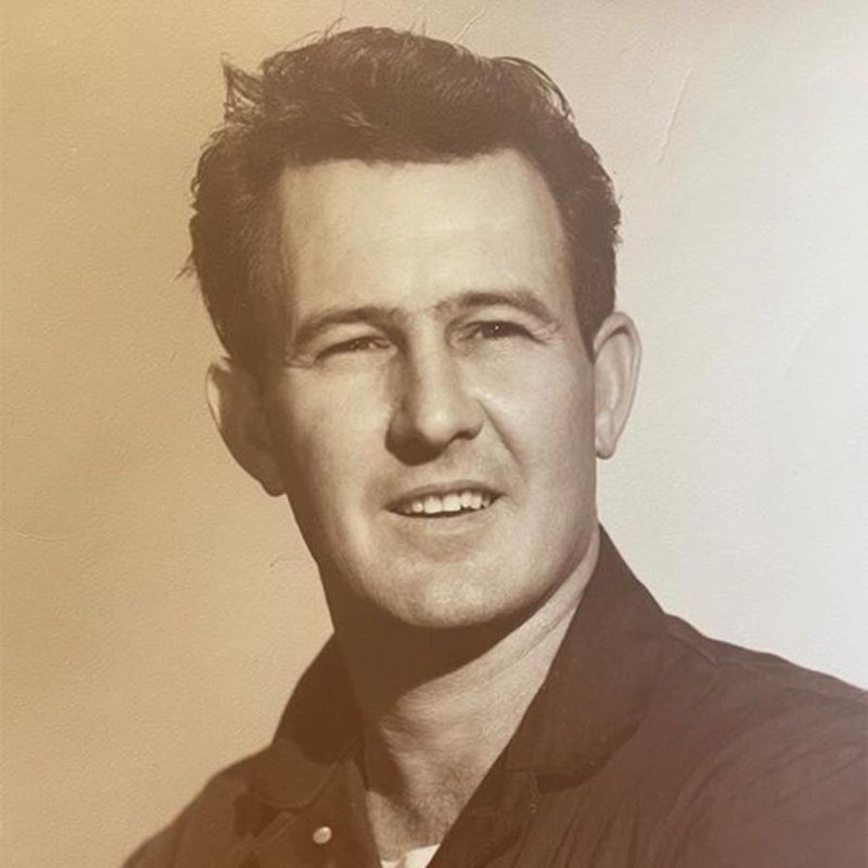 Lee Corbett LeBlanc - Photo 2