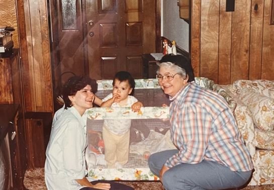 Margaret "Yvonne" Jeanis - Photo 30