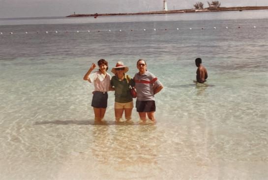 Margaret "Yvonne" Jeanis - Photo 125