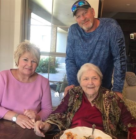 Doris Janell Hryhorchuk - Photo 104