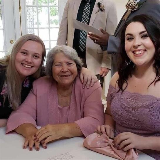 Mary Lou Morse - Photo 7