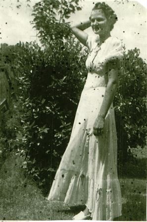 Nora "Tootie" Davis - Photo 7