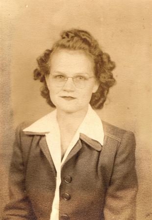 Nora "Tootie" Davis - Photo 10