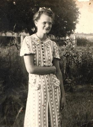 Nora "Tootie" Davis - Photo 20