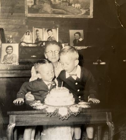 Timothy "Tim" Schossow - Photo 15