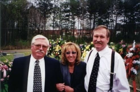 Timothy "Tim" Schossow - Photo 59